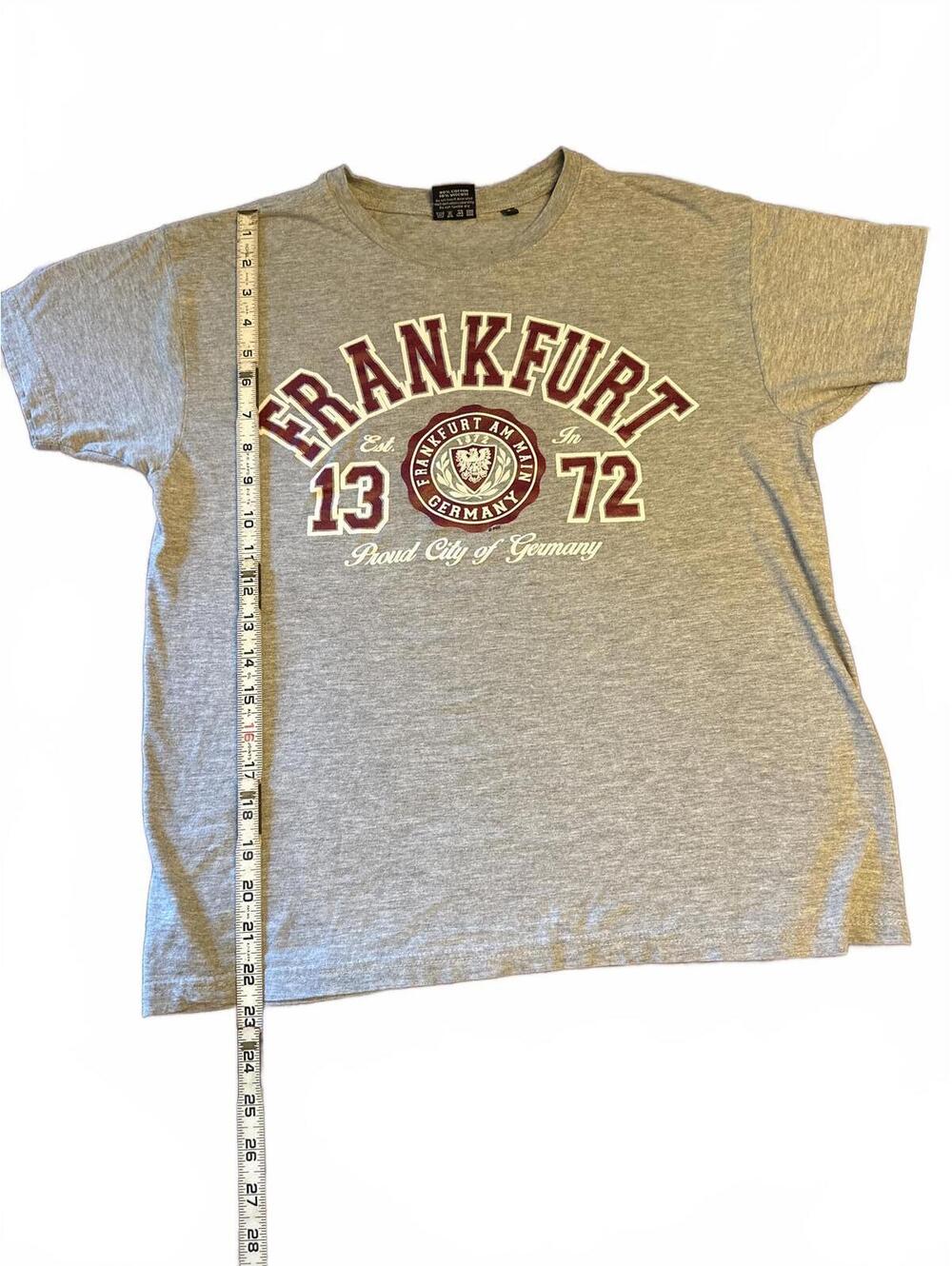 Classic Frankfurt Germany Fox Originals Grey T-Shirt Size S - Picture 2 of 4